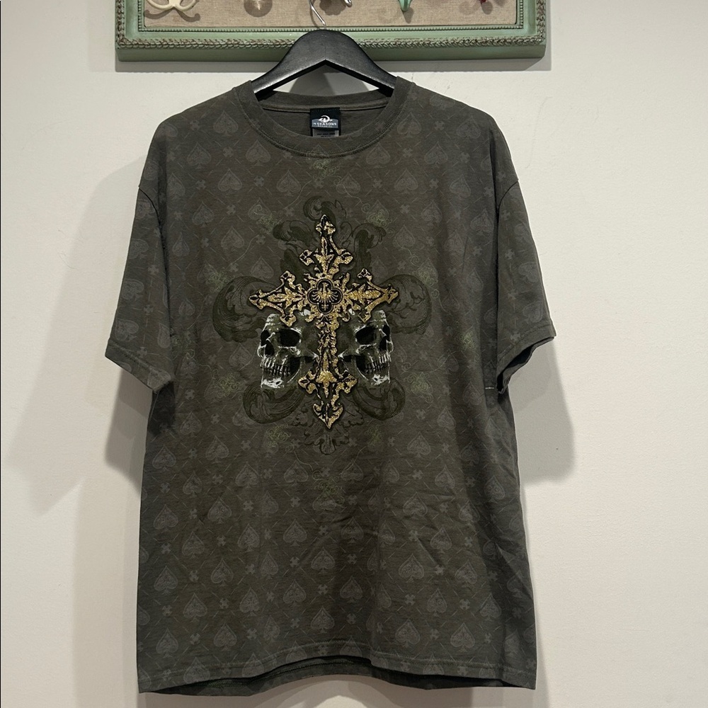 Vintage Olive Green Graphic Skull Cross Short Sleeve Tee